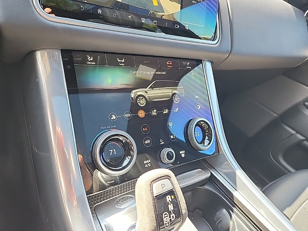 Used 2022 Land Rover Range Rover Sport HST image 31