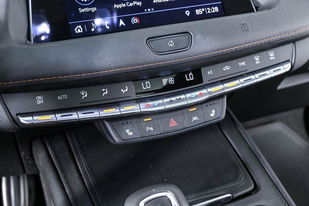 Used 2019 Cadillac XT4 Sport w/ Cold Weather Package FWD image 18