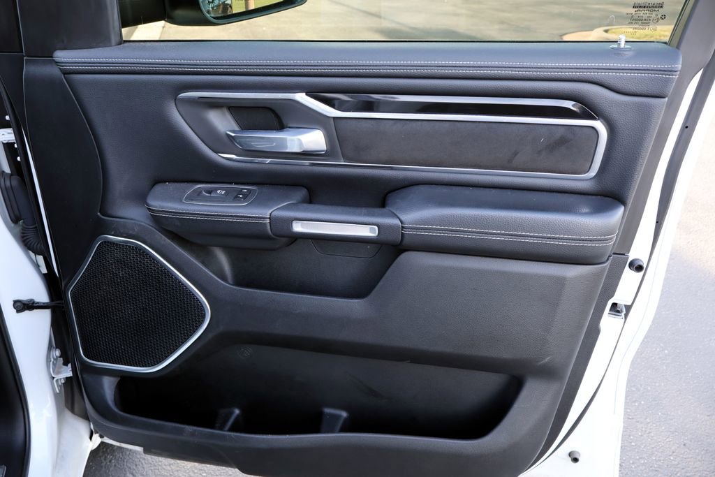 Used 2020 RAM 1500 Laramie w/ Sport Appearance Package AWD/4WD image 24