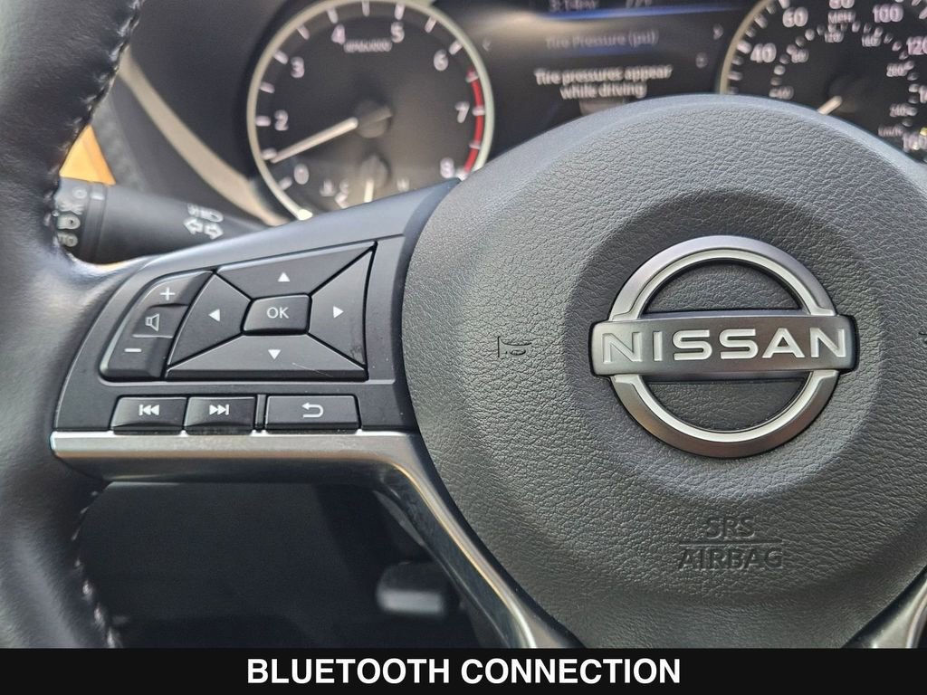 Used 2025 Nissan Sentra SV w/ SV Premium Package FWD image 24