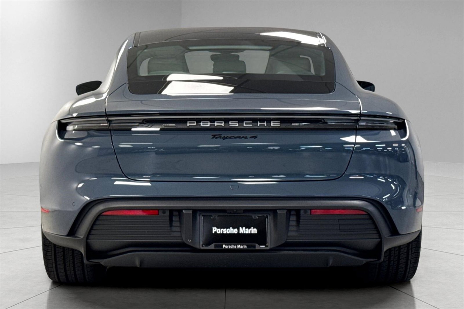 New 2025 Porsche Taycan image 7