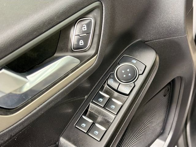 Used 2022 Ford Escape SEL image 18