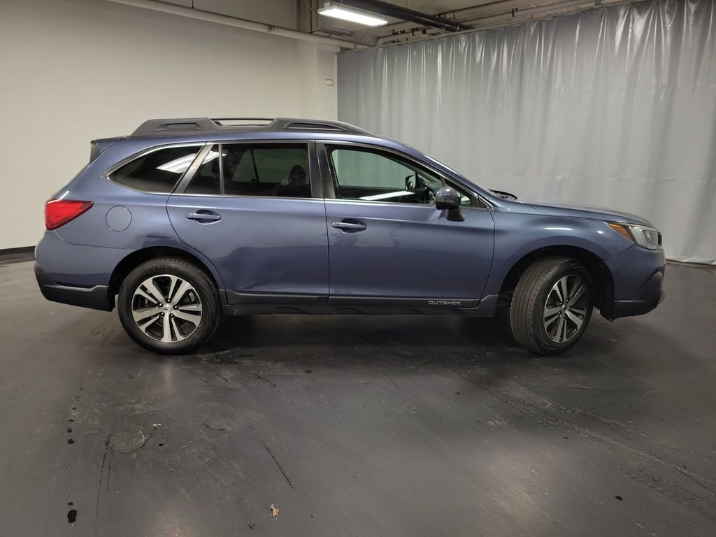 Used 2018 Subaru Outback 2.5i Limited image 10
