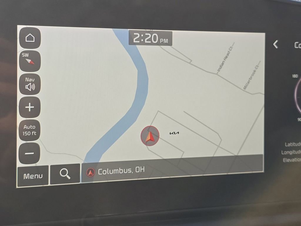 Used 2023 Kia Niro EX Touring image 4