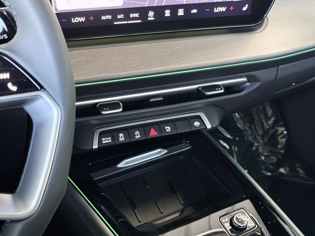New 2026 Audi Q3 quattro 2.0T AWD/4WD image 19