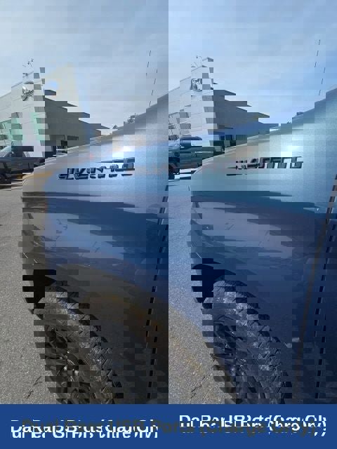 Used 2024 Chevrolet Silverado 1500 Custom w/ Turbomax Blackout Package image 16