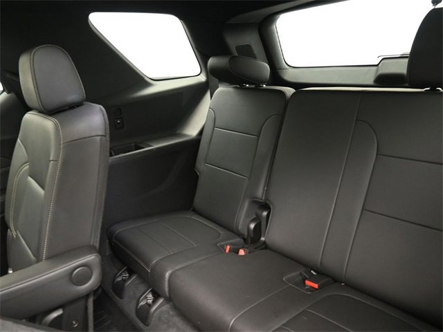 Used 2023 Chevrolet Traverse LT w/ LT Premium Package image 19