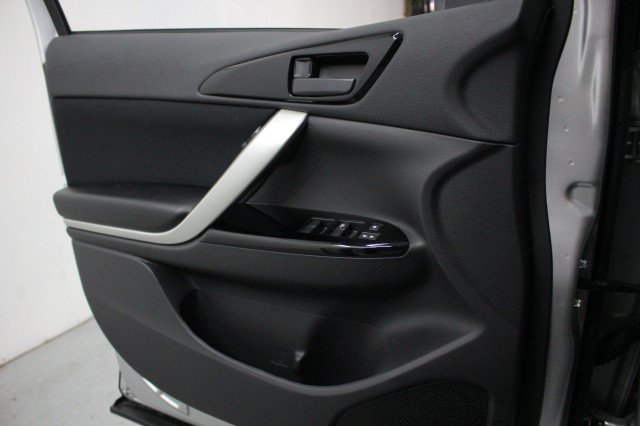 New 2026 Mitsubishi Eclipse Cross LE AWD/4WD image 15
