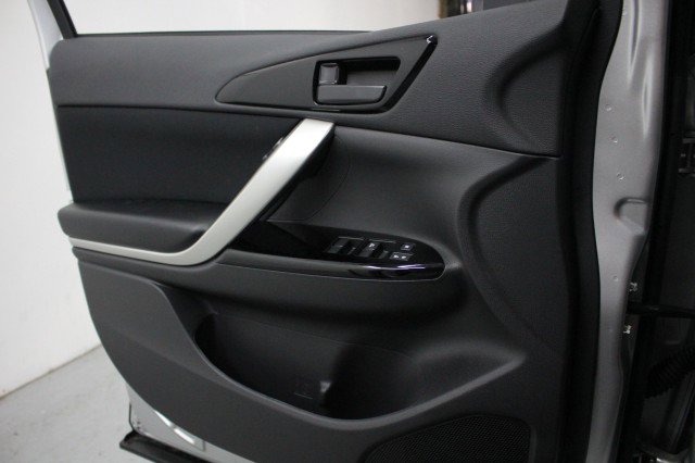 New 2026 Mitsubishi Eclipse Cross LE AWD/4WD image 15