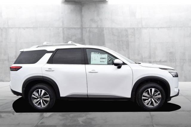 New 2025 Nissan Pathfinder SL image 5