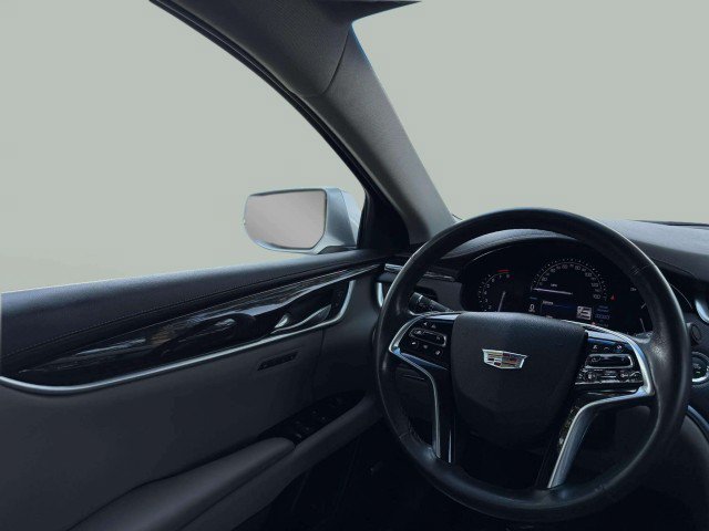 Used 2017 Cadillac XTS Luxury FWD image 12