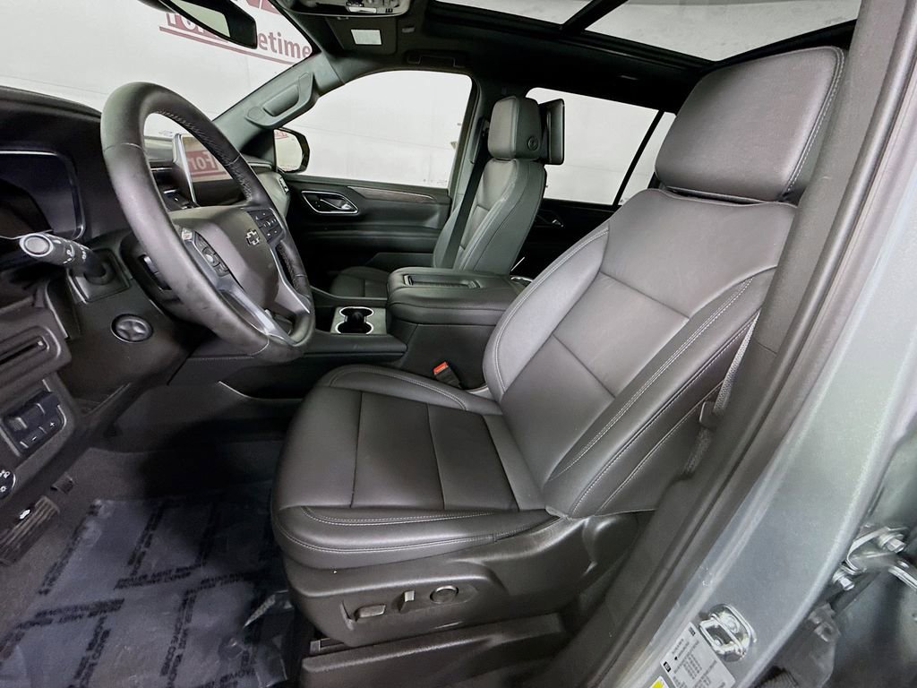 Used 2024 Chevrolet Suburban Z71 w/ Z71 Off-Road Package AWD/4WD image 28