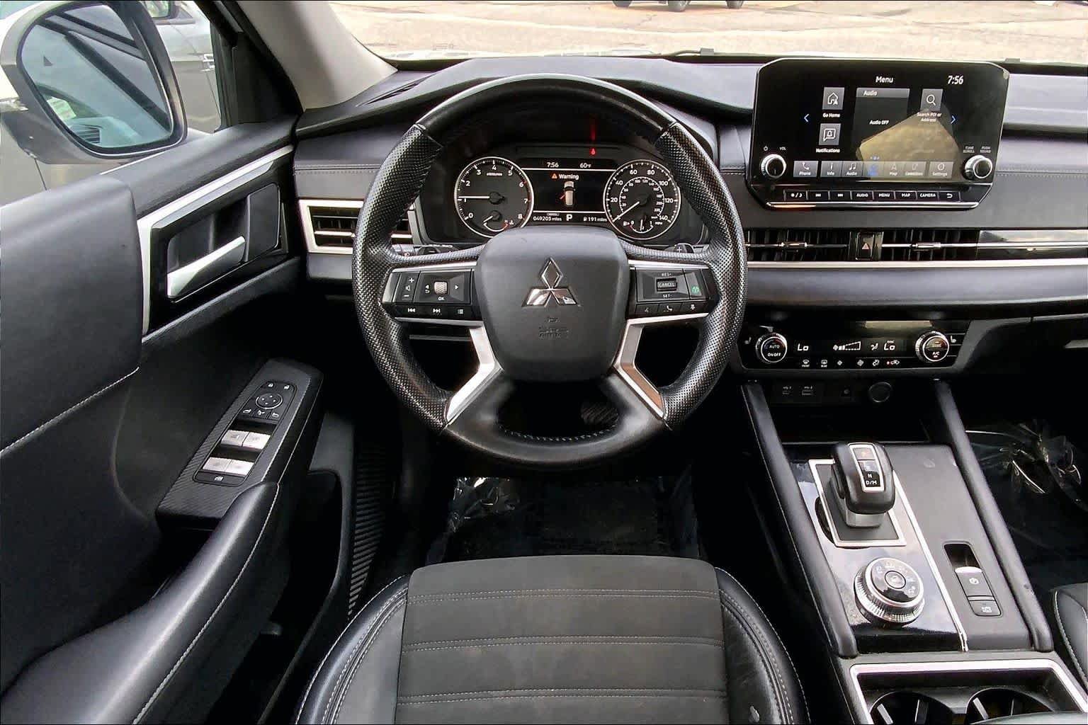 Used 2024 Mitsubishi Outlander SE FWD image 6