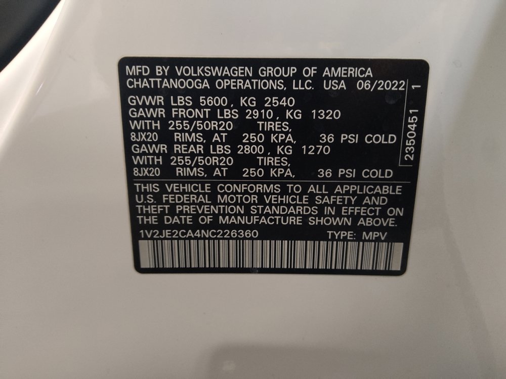 Used 2022 Volkswagen Atlas Cross Sport SE FWD image 33