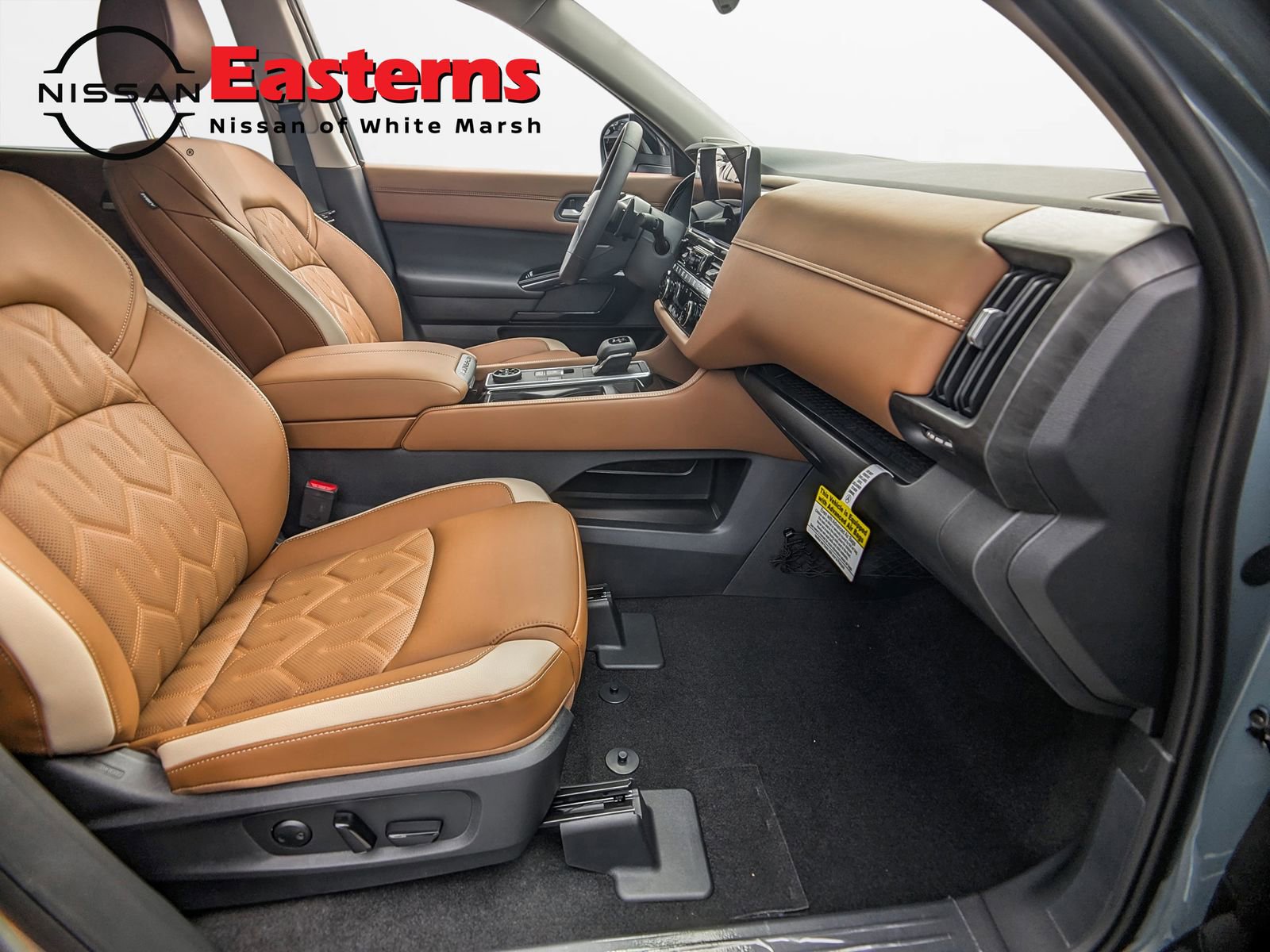 New 2026 Nissan Pathfinder Platinum image 24