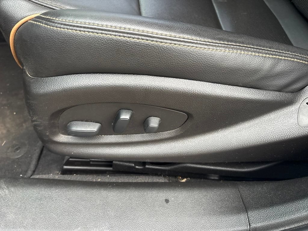 Used 2017 Chevrolet Impala Premier FWD image 17