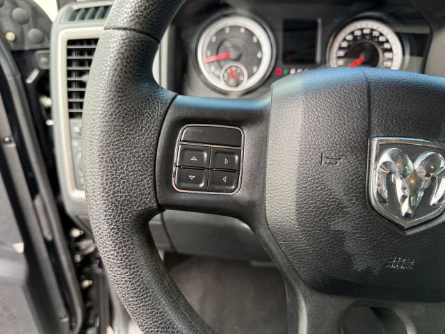 Used 2015 RAM 1500 Express AWD/4WD image 30