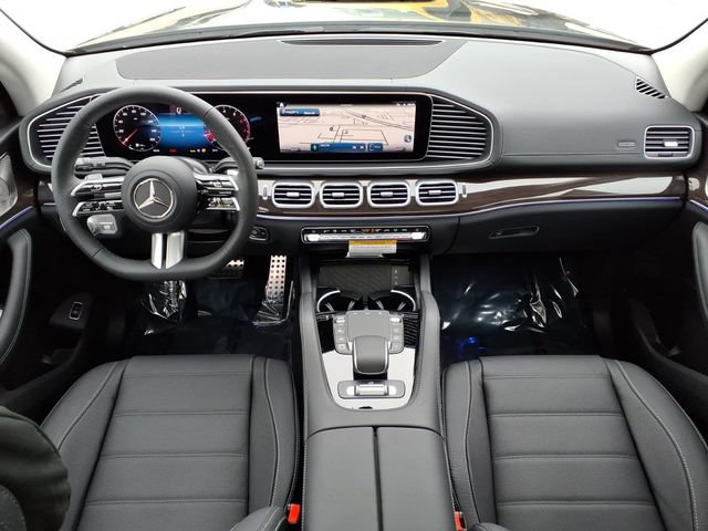 New 2026 Mercedes-Benz GLS 450 4MATIC image 4