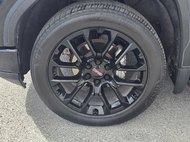 Used 2024 GMC Sierra 1500 Denali w/ Denali Reserve Package AWD/4WD image 9