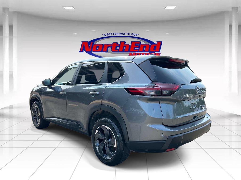 Used 2024 Nissan Rogue SV AWD/4WD image 5