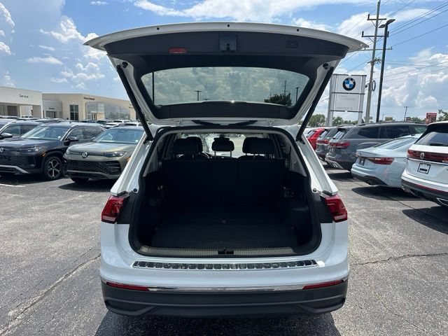 Used 2024 Volkswagen Tiguan Wolfsburg Edition FWD image 36