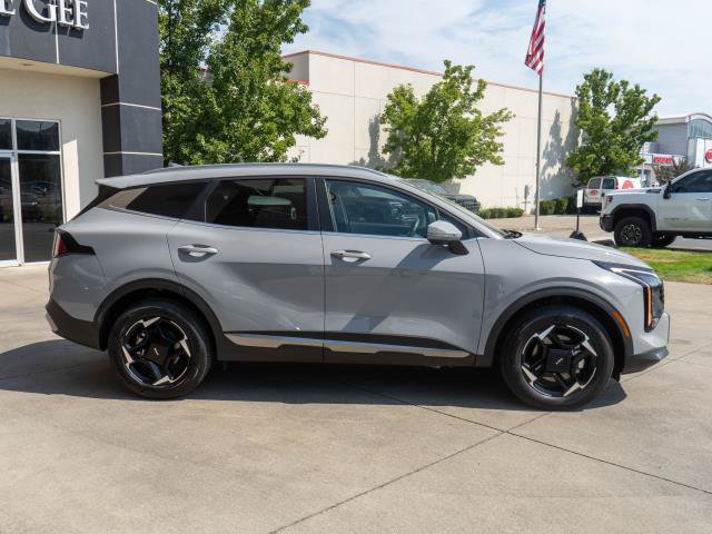 Certified 2026 Kia Sportage EX AWD/4WD image 8