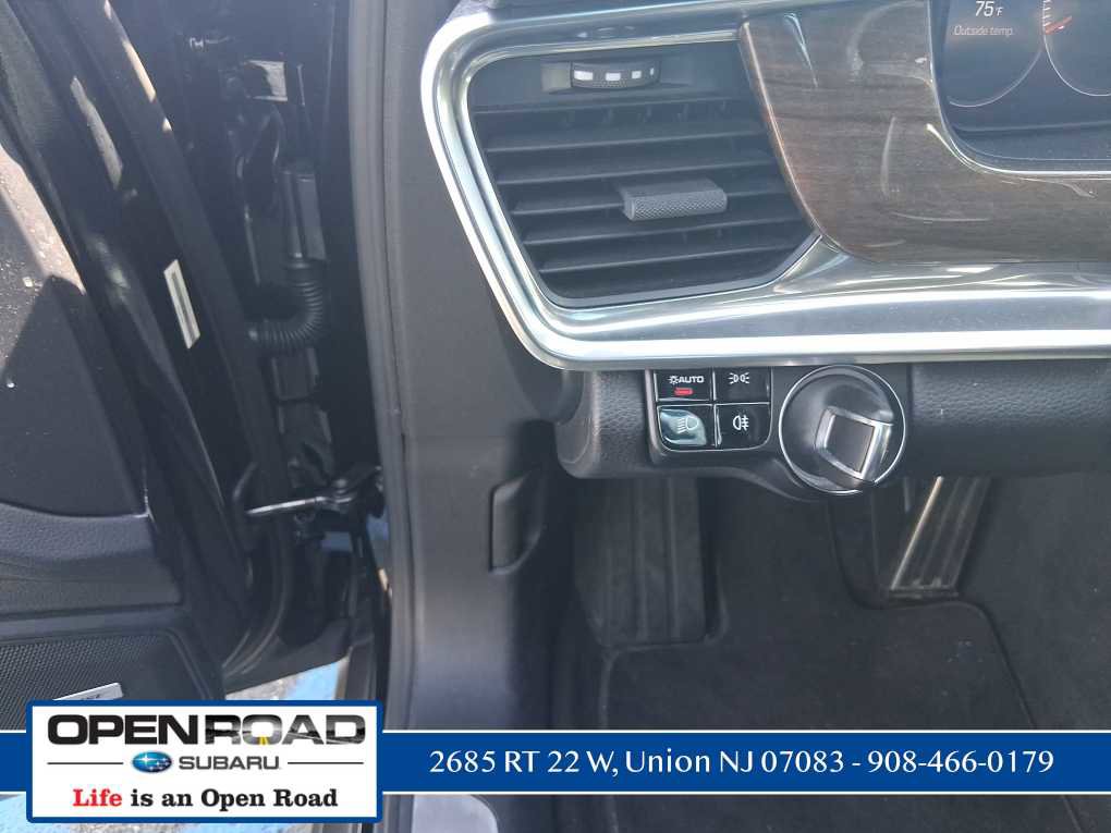 Used 2018 Porsche Panamera 4S AWD/4WD image 17