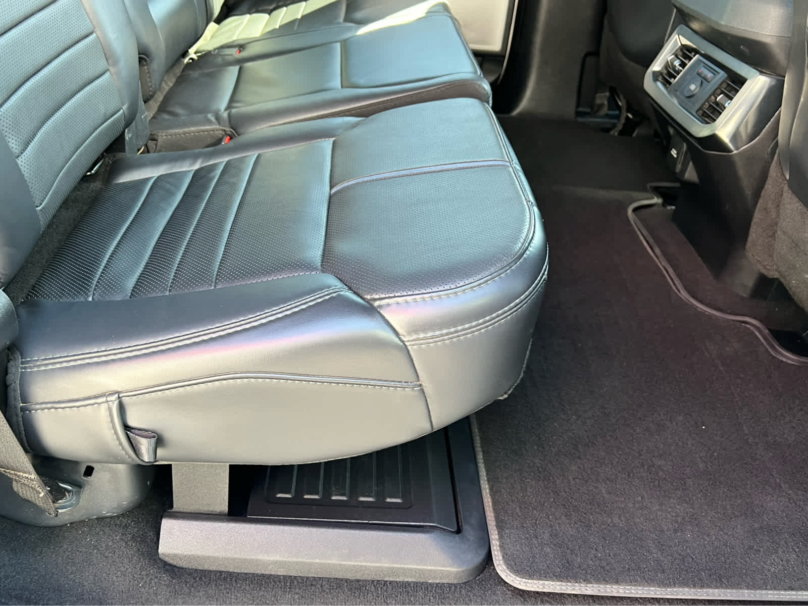 Certified 2025 Ford F350 Platinum AWD/4WD image 23