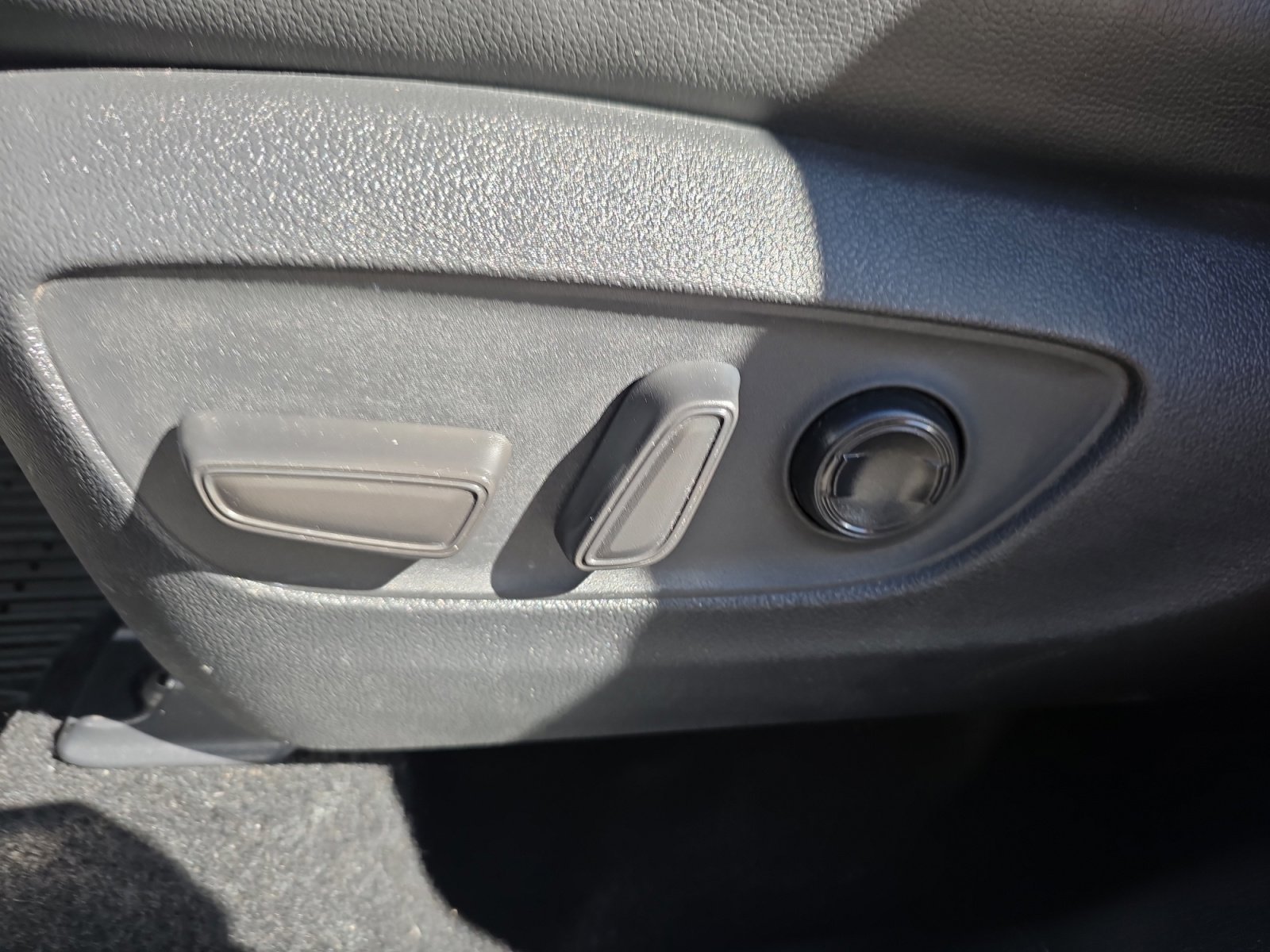 Used 2020 Toyota Highlander Platinum image 15