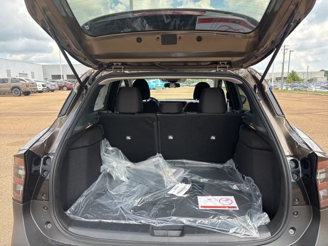 New 2025 Nissan Kicks SV image 20