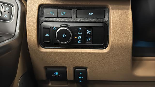 Used 2023 Ford F250 Lariat w/ Lariat Ultimate Package AWD/4WD image 30
