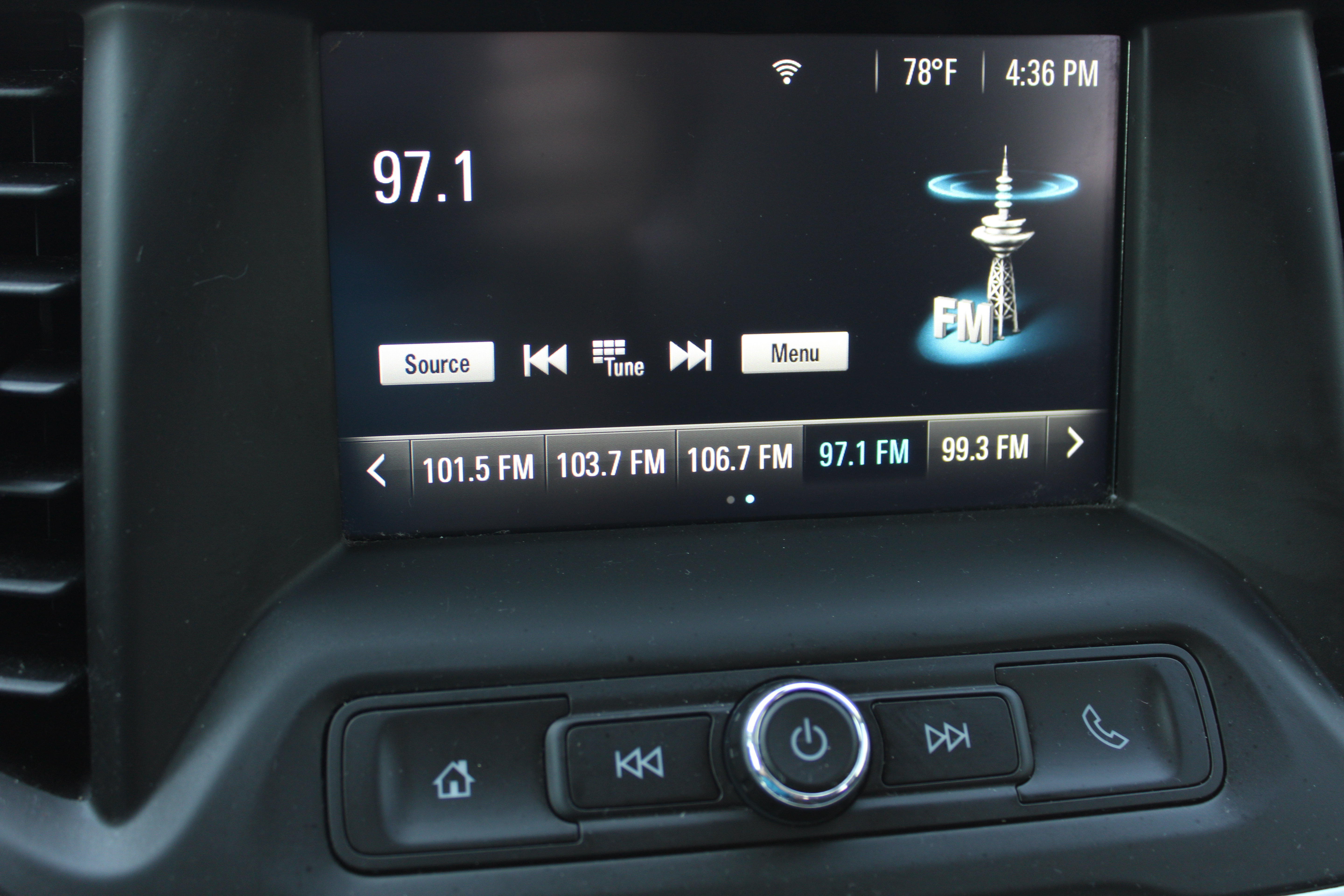 Used 2019 GMC Acadia SLE FWD image 22