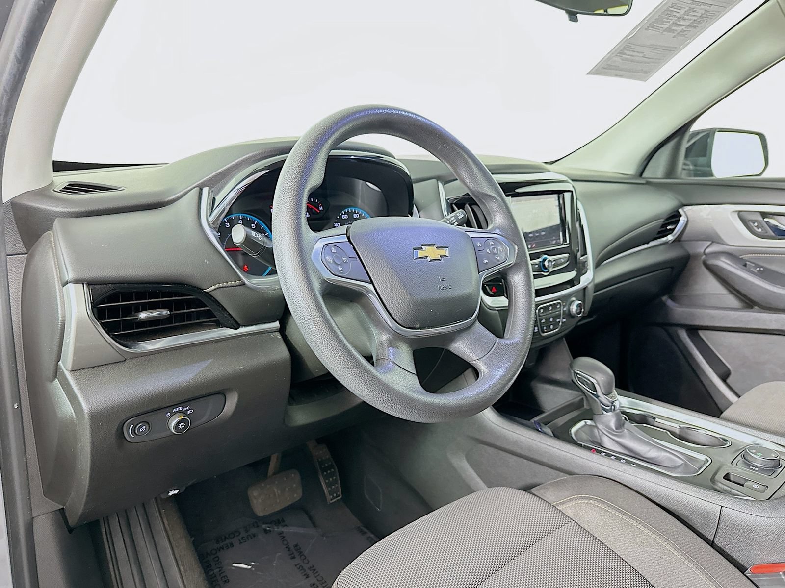 Used 2021 Chevrolet Traverse LS AWD/4WD image 10