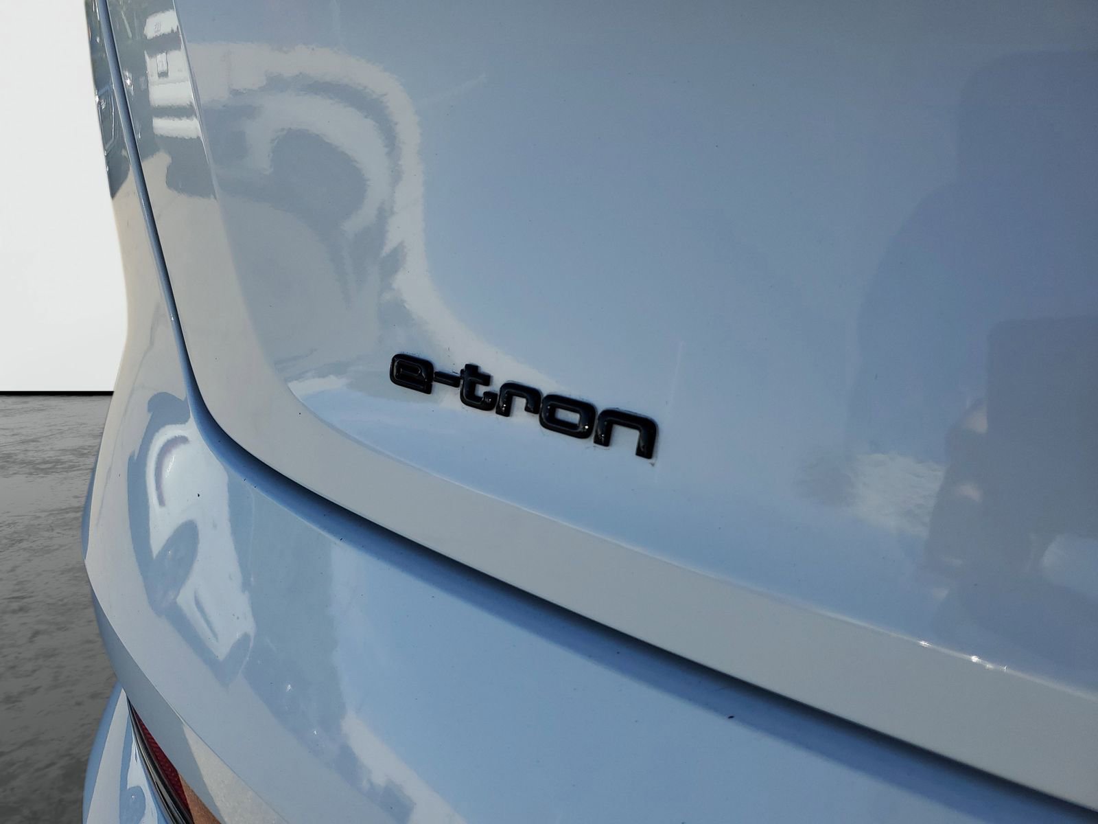 Used 2022 Audi e-tron Chronos w/ Chronos Package image 8