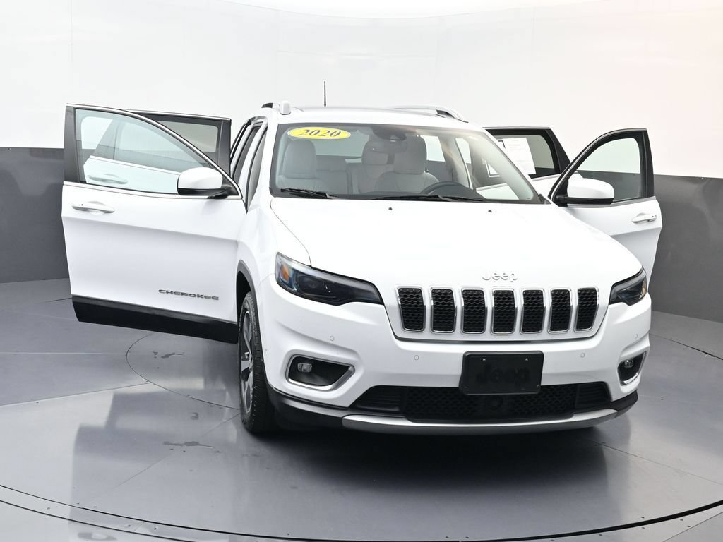Used 2020 Jeep Cherokee Limited w/ Technology Group FWD image 31