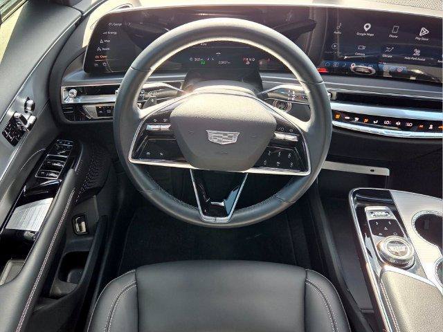 Used 2024 Cadillac Lyriq Tech w/ Driver Assist Package AWD/4WD image 18