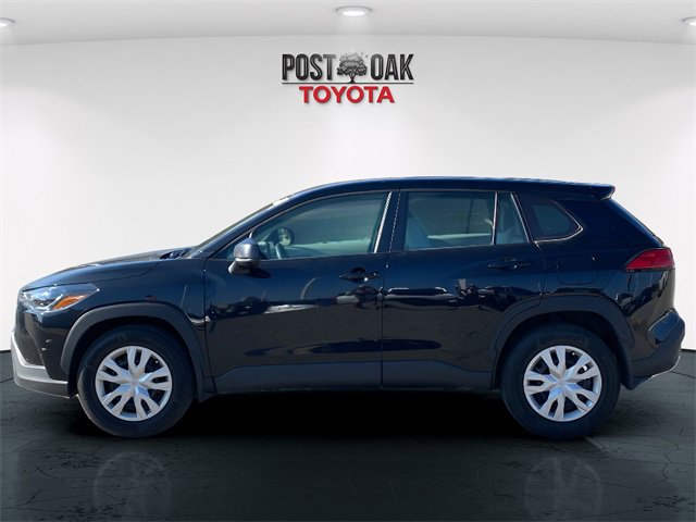 Used 2023 Toyota Corolla Cross L image 4