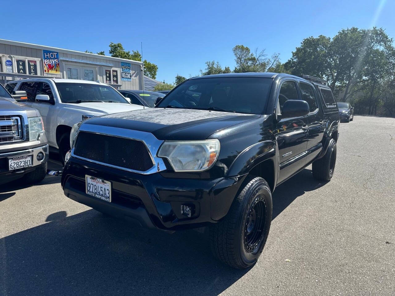 Used 2015 Toyota Tacoma PreRunner w/ SR5 Package RWD image 4