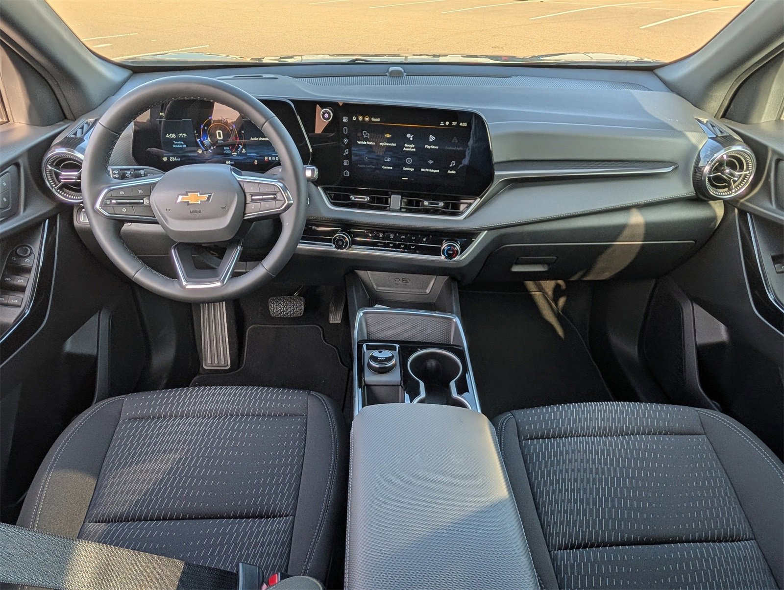 New 2026 Chevrolet Equinox LT image 8