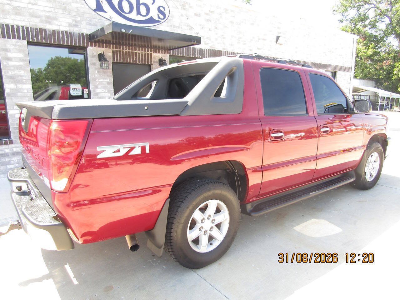 Used 2006 Chevrolet Avalanche Z71 w/ Sun And Sound Package AWD/4WD image 7