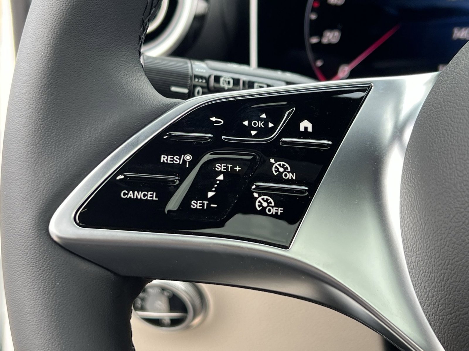 New 2026 Mercedes-Benz GLC 300 4MATIC image 29