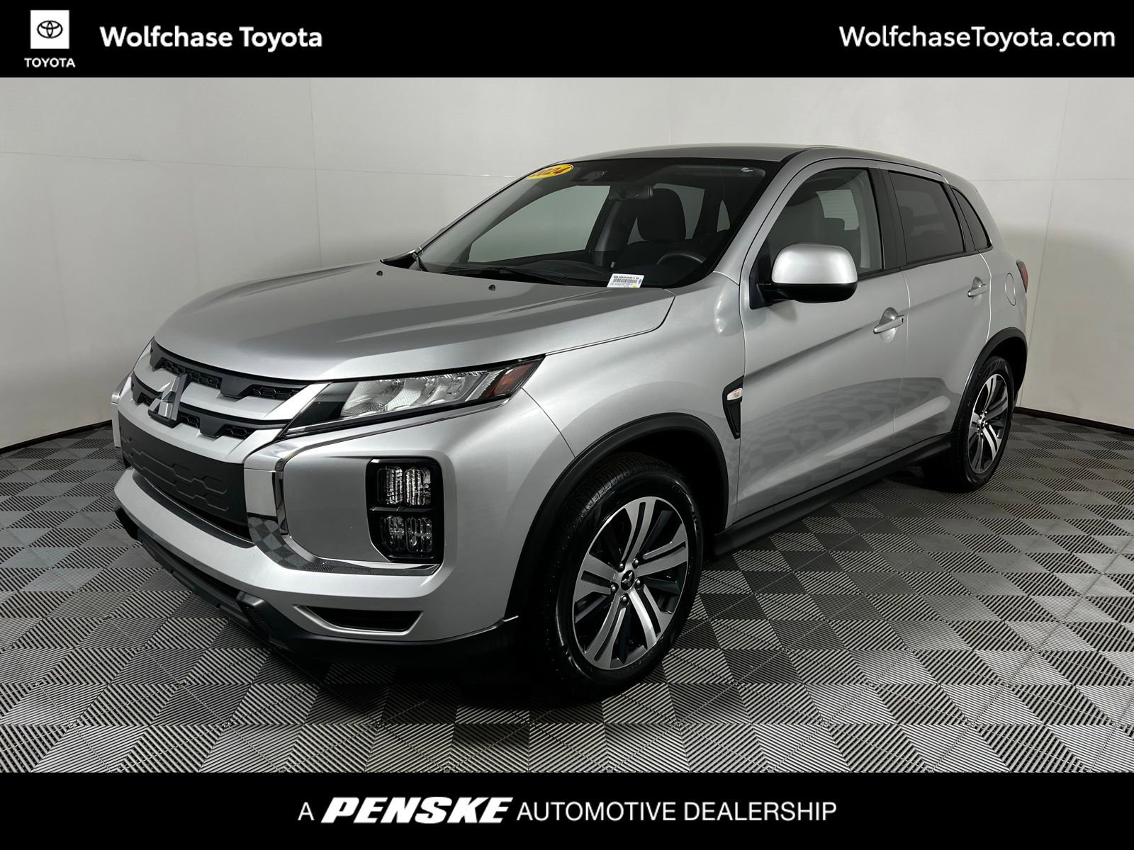 Used 2024 Mitsubishi Outlander Sport ES image 1