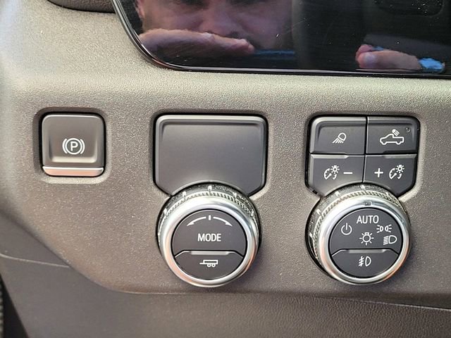 Used 2024 GMC Sierra 1500 SLT image 15