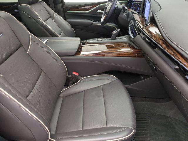 Certified 2024 Cadillac Escalade Premium Luxury w/ LPO, Floor Liner Package AWD/4WD image 27