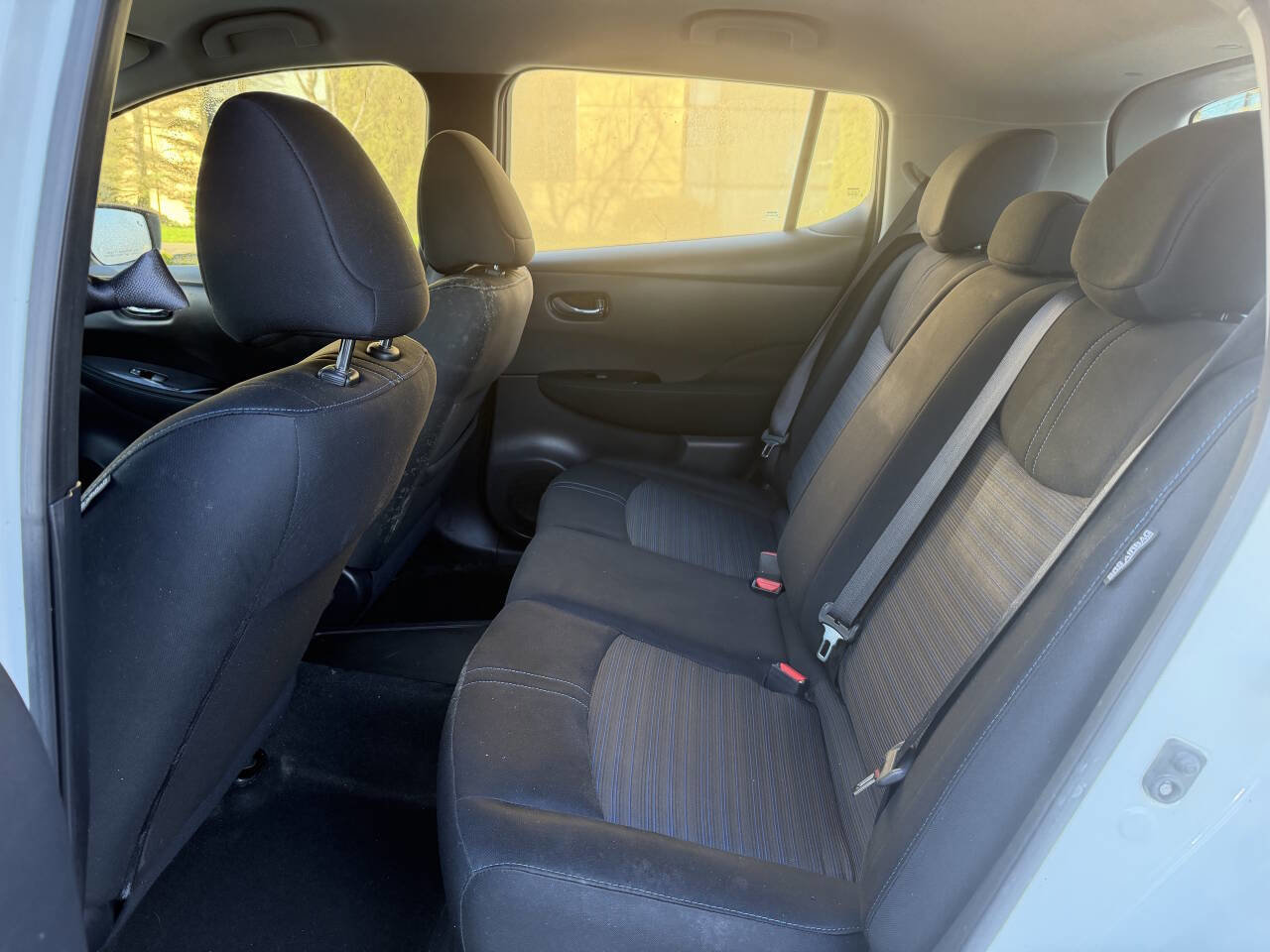 Used 2020 Nissan Leaf SV w/ SV Technology Package image 19