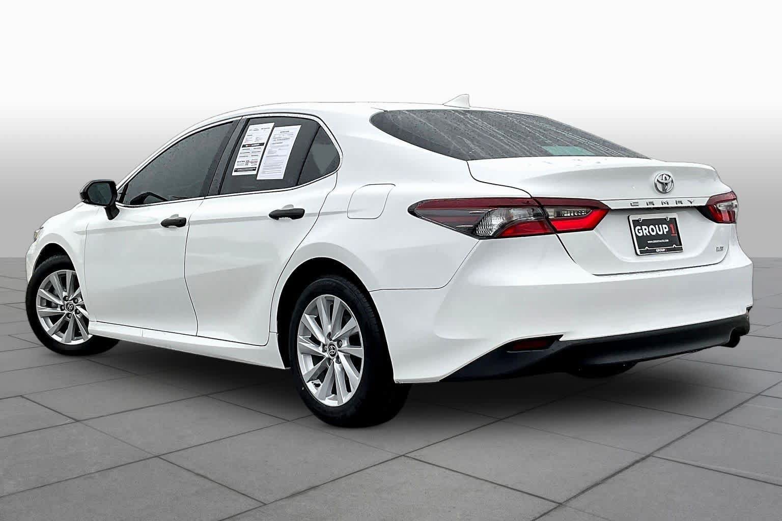 Used 2024 Toyota Camry LE w/ Convenience Package FWD image 12