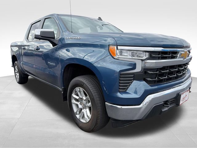 Used 2024 Chevrolet Silverado 1500 LT AWD/4WD image 9