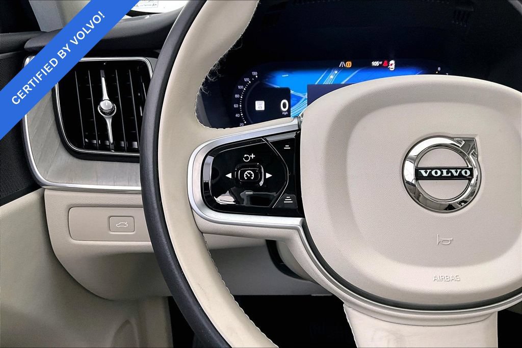 Certified 2025 Volvo XC60 B5 Plus AWD/4WD image 24
