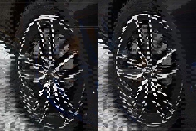 Used 2020 Mercedes-Benz E 53 AMG 4MATIC Sedan image 31