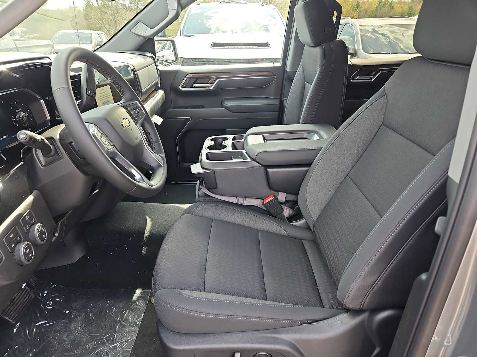 New 2026 Chevrolet Silverado 1500 LT AWD/4WD image 7